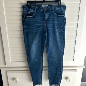 PISTOLA SKINNY JEANS